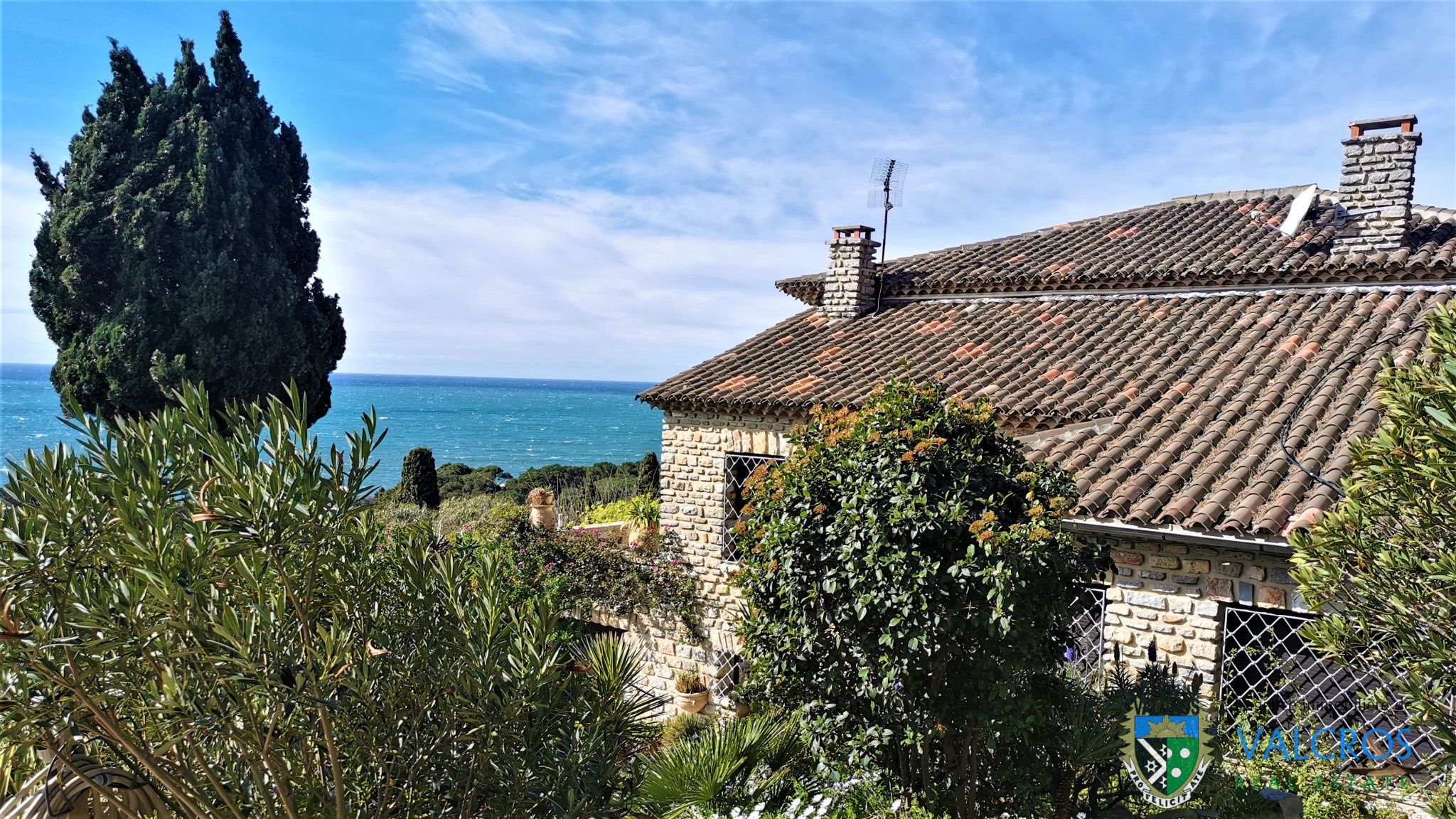 vente Vente Maison T9 GIENS Agence de Valcros